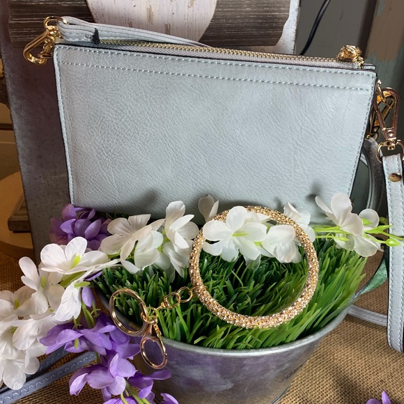 Smartphone Wristlet Crossbody wallet - Picture 4 of 14